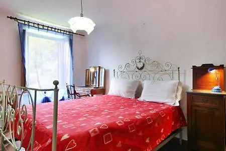 Poesia Apartment